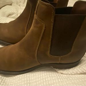Johnston and Murphy Boots. Excellent condition.